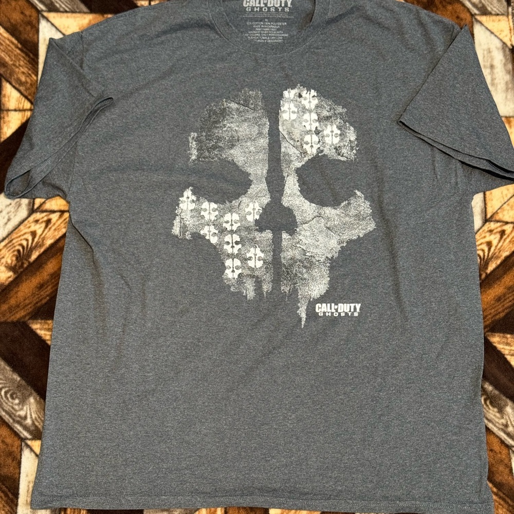 Charcoal Gray Mosaic Skull Short Sleeve Tee
